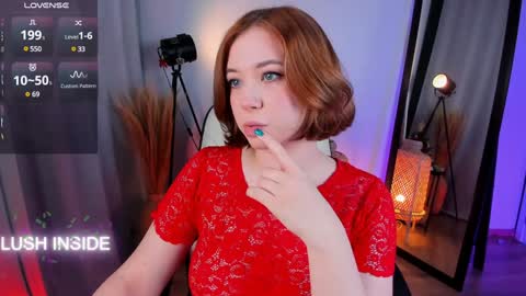 Snapshot of pure_flower_alison chatting on 31, 12, 2024 Alison online show from 31, 12, 2024