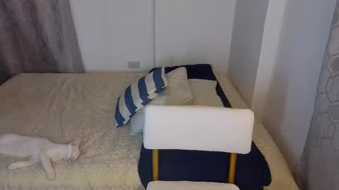 purepleasure25 online show from 23, 4, 2026