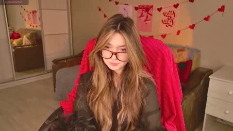 Snapshot of purple_averge chatting on 13, 1, 2026 Bella online show from 13, 1, 2026