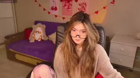 Snapshot of purple_averge chatting on 11, 2, 2026 Bella online show from 11, 2, 2026