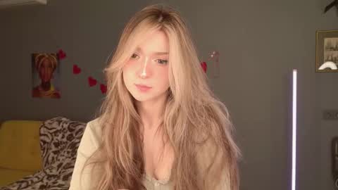 Snapshot of purple_averge chatting on 26, 2, 2026 Bella online show from 26, 2, 2026