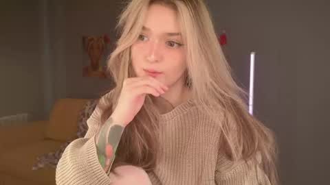 Snapshot of purple_averge chatting on 28, 2, 2026 Bella online show from 28, 2, 2026