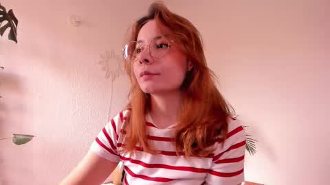 Snapshot of purple_opal chatting on 13, 11, 2025 Vero online from Tuesday to Sunday online show from 13, 11, 2025