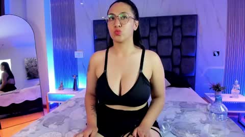 Snapshot of purpleheart_fg chatting on 27, 5, 2026 Karol online show from 27, 5, 2026