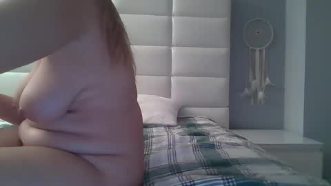 purplelotusgirl online show from 4, 11, 2025