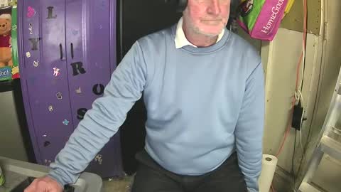 Snapshot of pussy_licker0127 chatting on 28, 1, 2025 Mark online show from 28, 1, 2025
