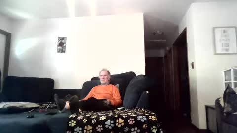 Snapshot of pussy_licker0127 chatting on 14, 10, 2025 Mark online show from 14, 10, 2025