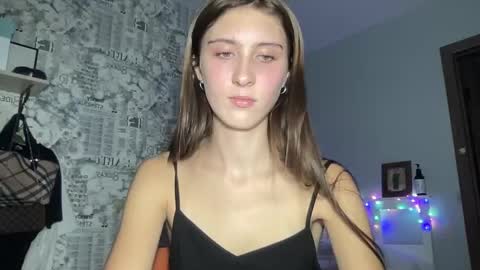 Snapshot of pussygir007 chatting on 29, 12, 2024 pussygirl007 online show from 29, 12, 2024