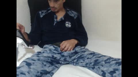 Snapshot of pussyhunterpt chatting on 3, 12, 2025 Ruck Fules online show from 3, 12, 2025