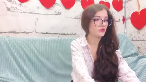 Snapshot of pussykatt_girl chatting on 6, 2, 2025 pussykatt_girl online show from 6, 2, 2025