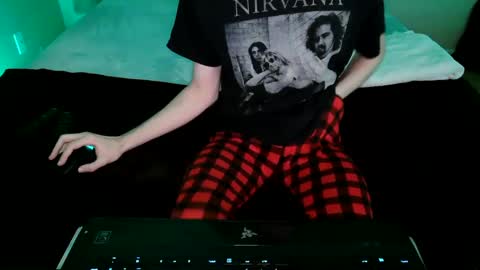 Snapshot of pussylover2182 chatting on 7, 12, 2024 pussylover2182 online show from 7, 12, 2024