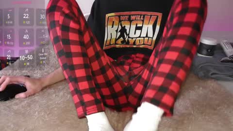 Snapshot of pussylover2182 chatting on 3, 1, 2025 pussylover2182 online show from 3, 1, 2025