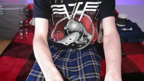 Snapshot of pussylover2182 chatting on 5, 1, 2025 pussylover2182 online show from 5, 1, 2025