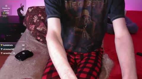 Snapshot of pussylover2182 chatting on 14, 1, 2025 pussylover2182 online show from 14, 1, 2025