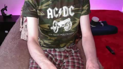 Snapshot of pussylover2182 chatting on 16, 1, 2025 pussylover2182 online show from 16, 1, 2025