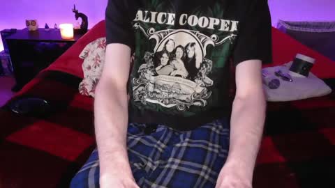 Snapshot of pussylover2182 chatting on 2, 2, 2025 pussylover2182 online show from 2, 2, 2025