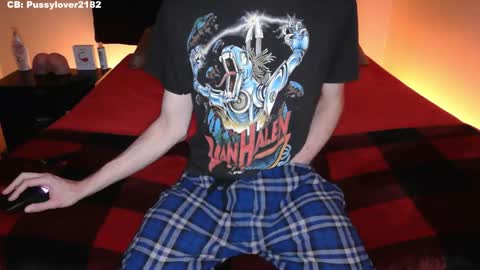 Snapshot of pussylover2182 chatting on 26, 10, 2025 pussylover2182 online show from 26, 10, 2025