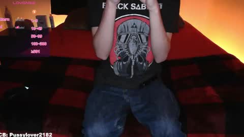 pussylover2182 online show from 17, 11, 2025