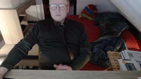 Snapshot of pussylovercb chatting on 26, 11, 2025 pussylovercb online show from 26, 11, 2025