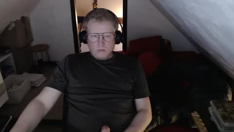 pussylovercb online show from 16, 4, 2026