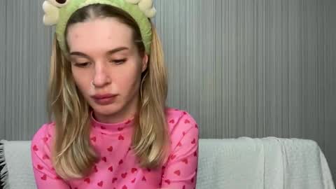 Lina online show from 3, 11, 2025