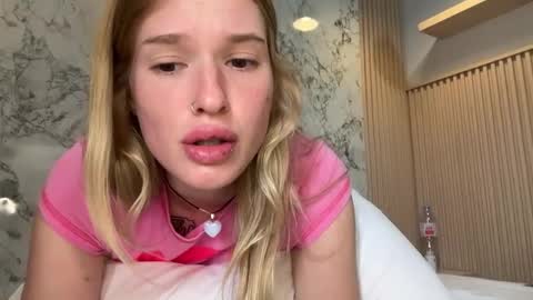 Snapshot of pussymoneywet chatting on 13, 2, 2026 Lina online show from 13, 2, 2026