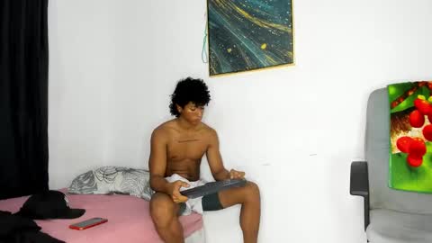 Snapshot of pyke_cum chatting on 24, 1, 2025 pyke_cum online show from 24, 1, 2025