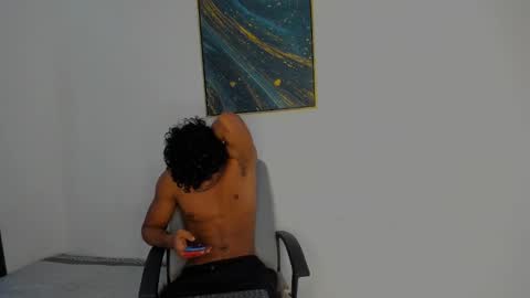 Snapshot of pyke_cum chatting on 2, 2, 2025 pyke_cum online show from 2, 2, 2025