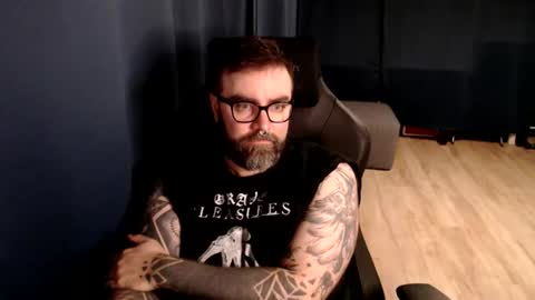 Snapshot of pyroxen chatting on 11, 1, 2026 Yog Sothoth online show from 11, 1, 2026