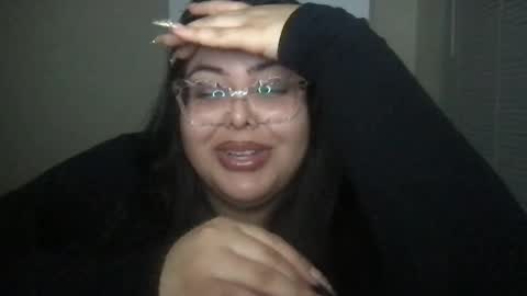 Prettypink Tinyhole online show from 7, 1, 2025