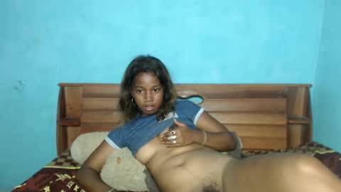 Snapshot of qeen_sexy chatting on 20, 2, 2025 queen sexy online show from 20, 2, 2025