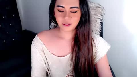 Snapshot of qt_luna18 chatting on 18, 12, 2024 qt_luna18 online show from 18, 12, 2024