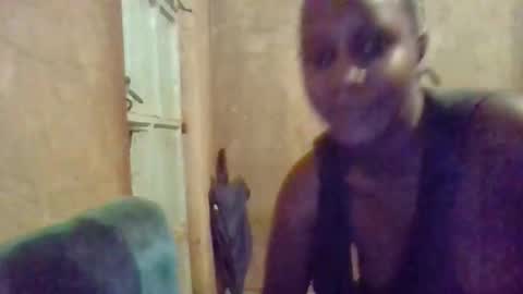 queen014 online show from 9, 11, 2025