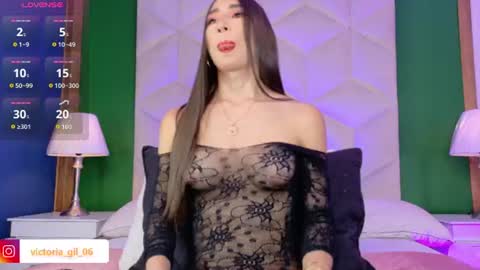 Snapshot of queen__violet chatting on 18, 7, 2026 Queen Violet online show from 18, 7, 2026