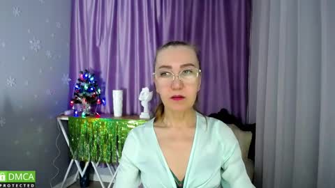 Snapshot of queen_a_n_i chatting on 17, 12, 2024 A N I Ill be here on December 1st online show from 17, 12, 2024