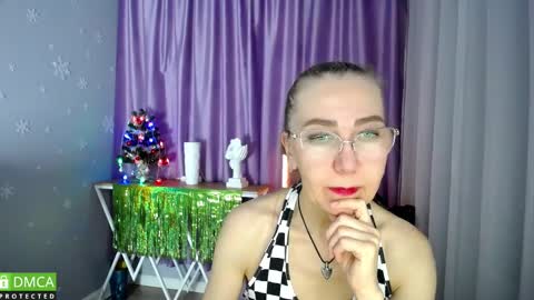 Snapshot of queen_a_n_i chatting on 11, 1, 2025 A N I Ill be here on December 1st online show from 11, 1, 2025