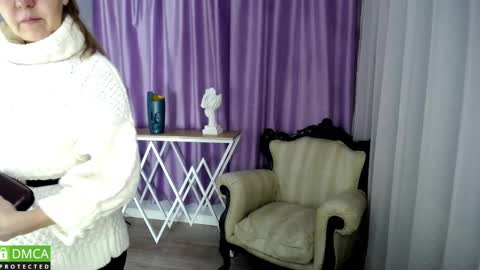 Snapshot of queen_a_n_i chatting on 22, 1, 2025 A N I Ill be here on December 1st online show from 22, 1, 2025