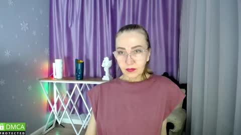 Snapshot of queen_a_n_i chatting on 8, 2, 2025 A N I Ill be here on December 1st online show from 8, 2, 2025