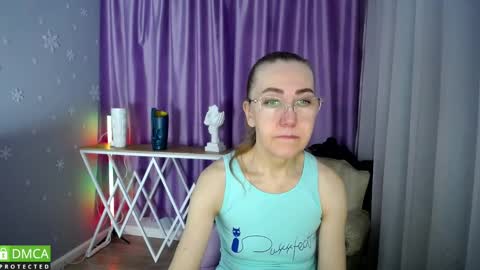 Snapshot of queen_a_n_i chatting on 14, 2, 2025 A N I Ill be here on December 1st online show from 14, 2, 2025