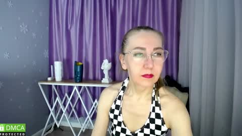 Snapshot of queen_a_n_i chatting on 26, 2, 2025 A N I Ill be here on December 1st online show from 26, 2, 2025