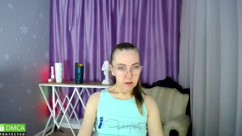 Snapshot of queen_a_n_i chatting on 27, 2, 2025 A N I Ill be here on December 1st online show from 27, 2, 2025