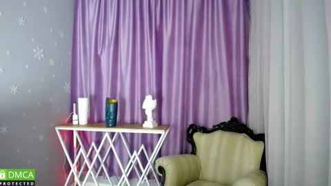 Snapshot of queen_a_n_i chatting on 5, 3, 2025 A N I Ill be here on December 1st online show from 5, 3, 2025