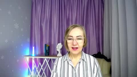 Snapshot of queen_a_n_i chatting on 20, 11, 2025 A N I Ill be here on December 1st online show from 20, 11, 2025