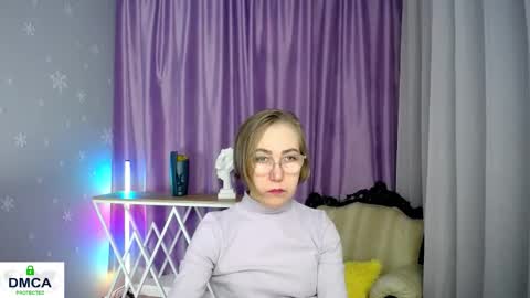 Snapshot of queen_a_n_i chatting on 24, 11, 2025 A N I Ill be here on December 1st online show from 24, 11, 2025