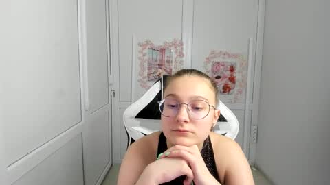 Amelie online show from 7, 6, 2026
