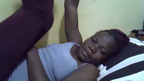 Snapshot of queen_darling3 chatting on 16, 10, 2025 Gentrix online show from 16, 10, 2025