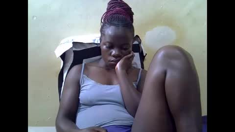 Snapshot of queen_darling3 chatting on 18, 10, 2025 Gentrix online show from 18, 10, 2025