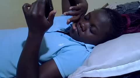 Snapshot of queen_darling3 chatting on 27, 10, 2025 Gentrix online show from 27, 10, 2025