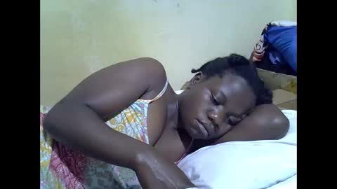 Snapshot of queen_darling3 chatting on 31, 10, 2025 Gentrix online show from 31, 10, 2025