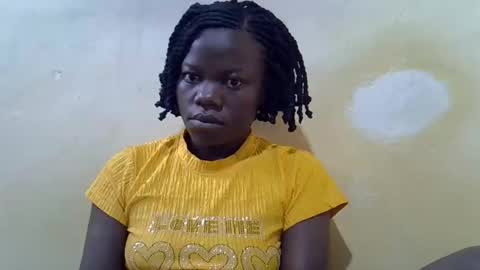 Snapshot of queen_darling3 chatting on 6, 11, 2025 Gentrix online show from 6, 11, 2025